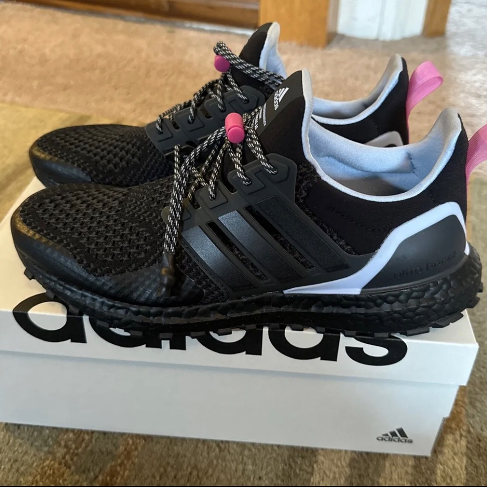 adidas Ultraboost 1.0 W Black Carbon Blue Running Sports Shoe
New without box